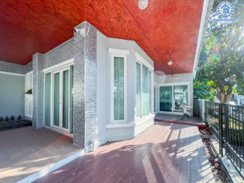 บ้านเดี่ยวมือสองย่านกรุงเทพฯ ม.เพอร์เฟคเพลส รัตนาธิเบศร์2 เนื้อที่กว้างขวางเกือบ 55 ตร.ว.  ฟังก์ชัน 3 ห้องนอน 3 ห้องน้ำ ที่จอดรถ 2 คัน บนทำเลแห่งการเดินทาง ใกล้รถไฟฟ้าสายสีม่วง "สถานีไทรม้า" และทางด่วน "งามวงศ์วาน"